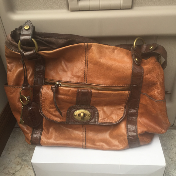 Fossil Handbags - Fossil Distressed Vintage Leather Shoulder Bag